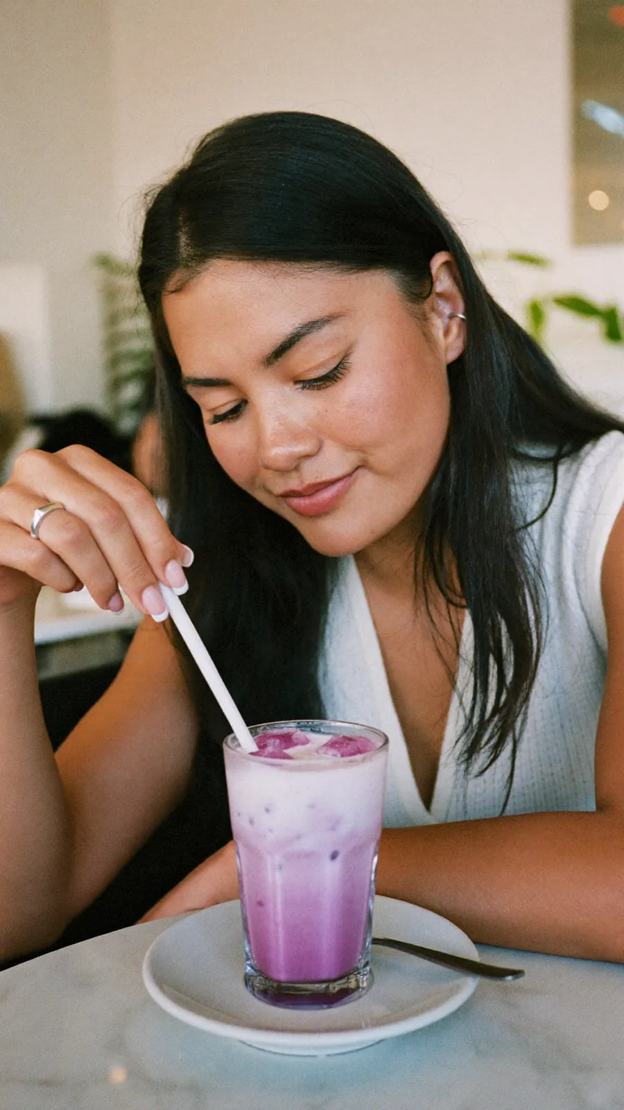 Eiskalter Ube Latte