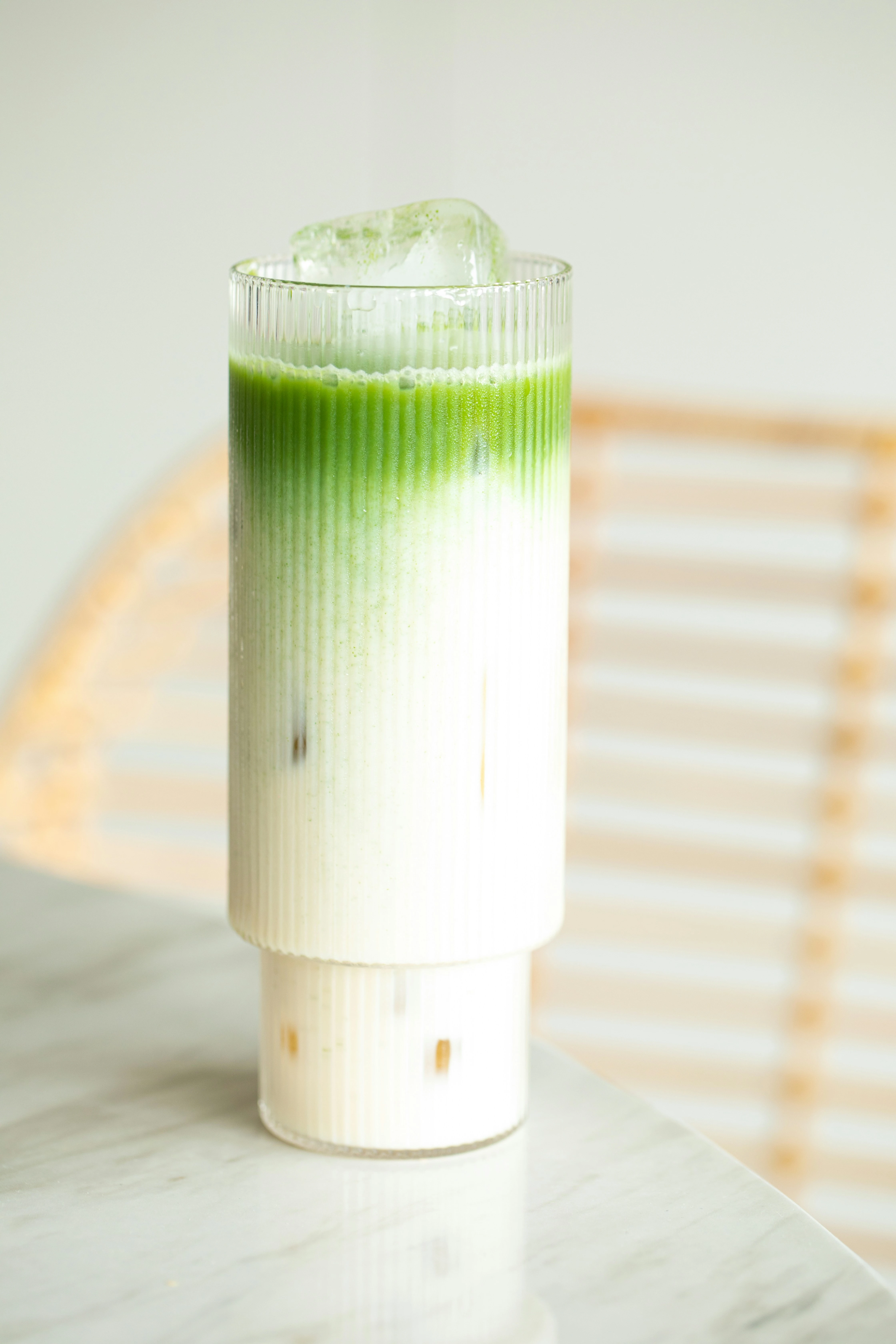Warme matcha latte voor op het horecamenu